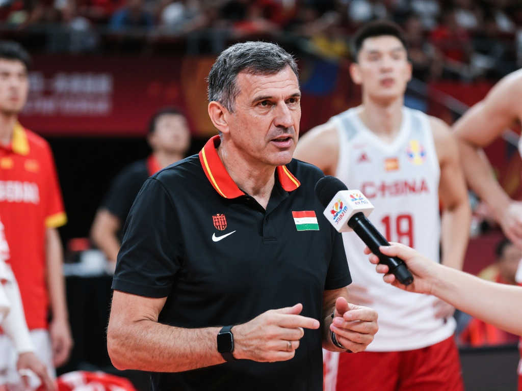 强敌时显得
